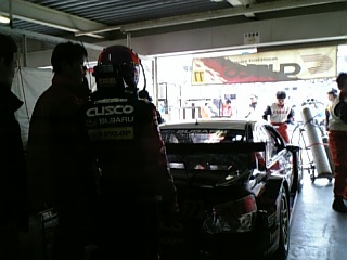 ウォームアップ走行