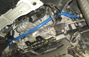 IS350_front_untiswaybar.JPG