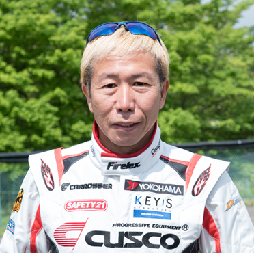 ドライバー 山田 英二