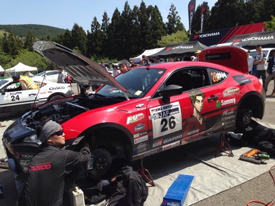 久万高原ラリー 白赤86は