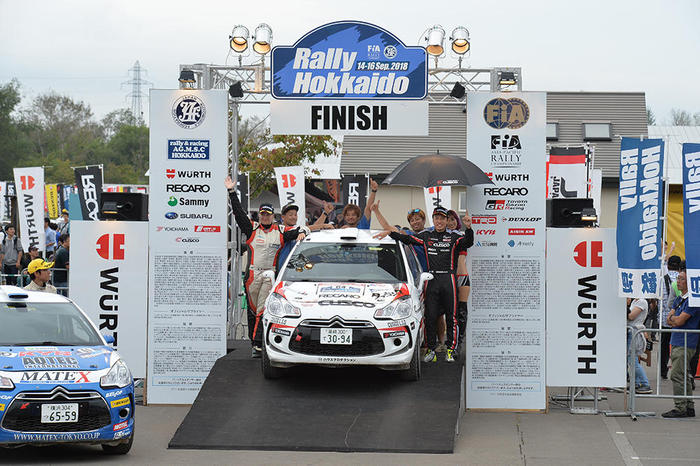 ラリー北海道 全日本JN-5 クラスで川名/キャシー組シトロエンが優勝 !!