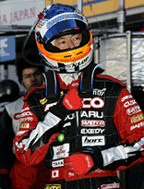 スタンバイする青木選手