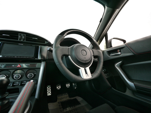 トヨタ86 & スバルBRZ用 スポーツステアリング新発売